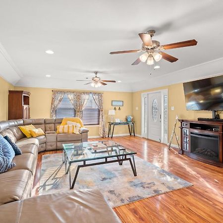 1 Min To Beach Ocean Breeze 3Br Fast Wifi Galveston Bagian luar foto