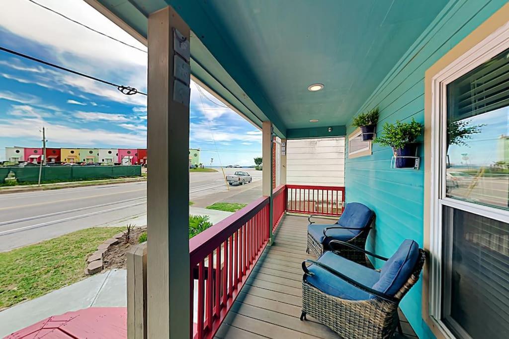 1 Min To Beach Ocean Breeze 3Br Fast Wifi Galveston Bagian luar foto